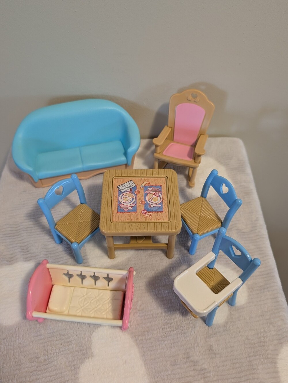 1993 Fisher Price Loving Family Dream Dollhouse Furniture